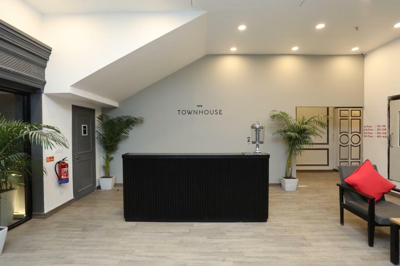 כלכותה Golden Parkk Hotel מראה חיצוני תמונה